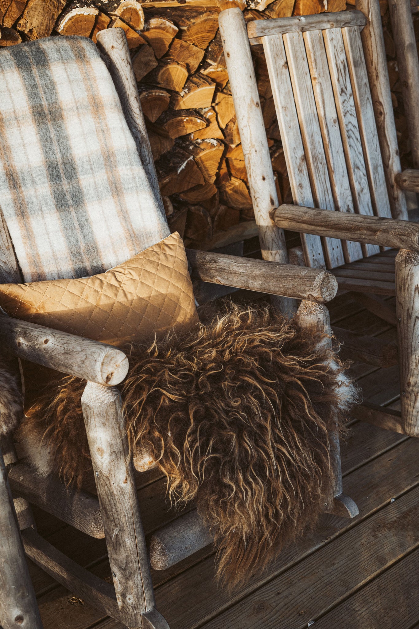 Rue Icelandic Sheepskin outside of a cabin